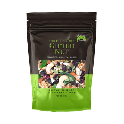 Deluxe Trail Mix Dried Fruits and Nuts