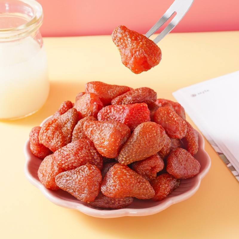 Dried Strawberry | Premium Sweet & Tangy Whole Strawberries